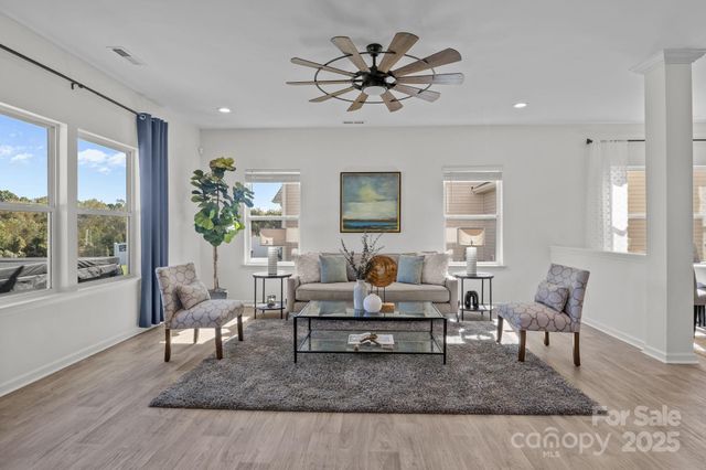 154 Fairfield Drive, Troutman, NC 28166