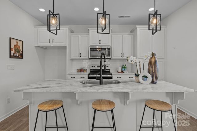 154 Fairfield Drive, Troutman, NC 28166