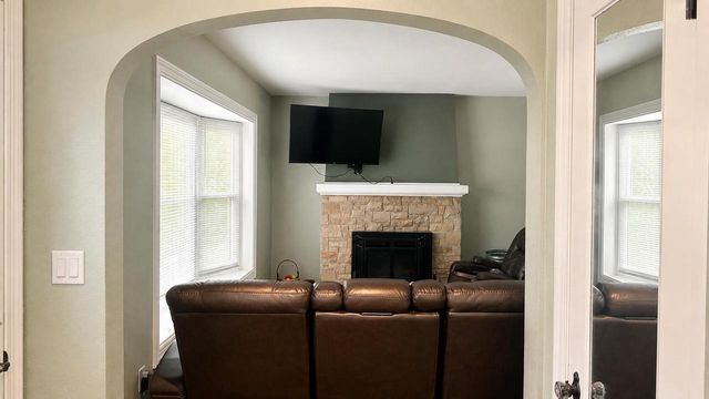 223 W State ROAD, North Prairie, WI 53153