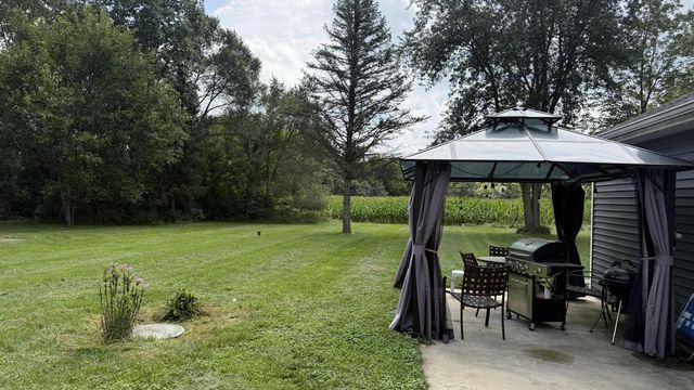223 W State ROAD, North Prairie, WI 53153