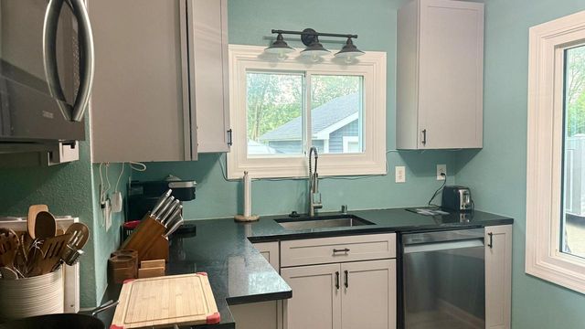 223 W State ROAD, North Prairie, WI 53153