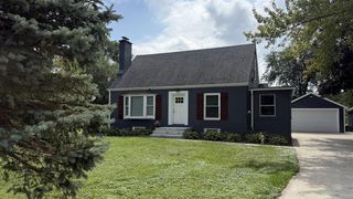 223 W State ROAD, North Prairie, WI 53153