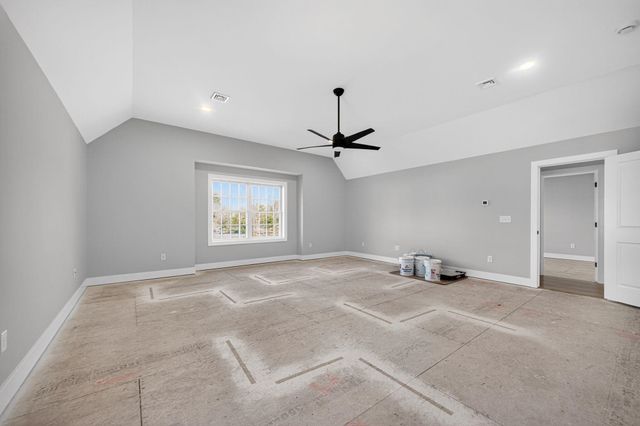 17 Elm Court, Barrington, NH 03825