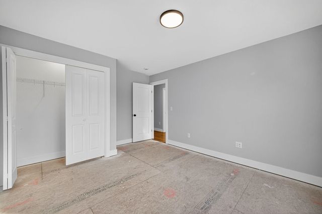 17 Elm Court, Barrington, NH 03825