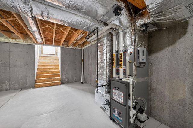 17 Elm Court, Barrington, NH 03825