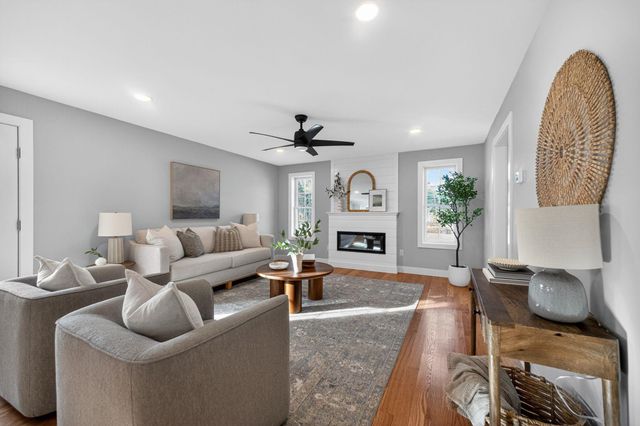 17 Elm Court, Barrington, NH 03825