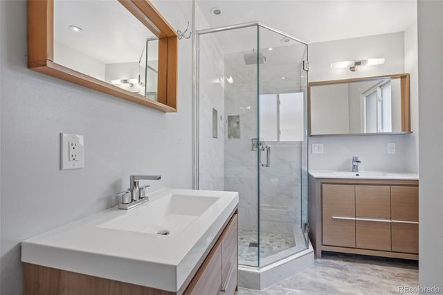 5701 W 49th Avenue, Denver, CO 80212