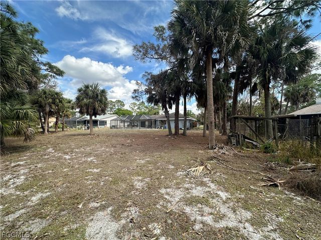 619 Glenn AVE, Lehigh Acres, FL 33972