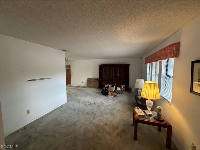 619 Glenn AVE, Lehigh Acres, FL 33972