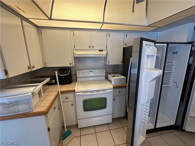 619 Glenn AVE, Lehigh Acres, FL 33972