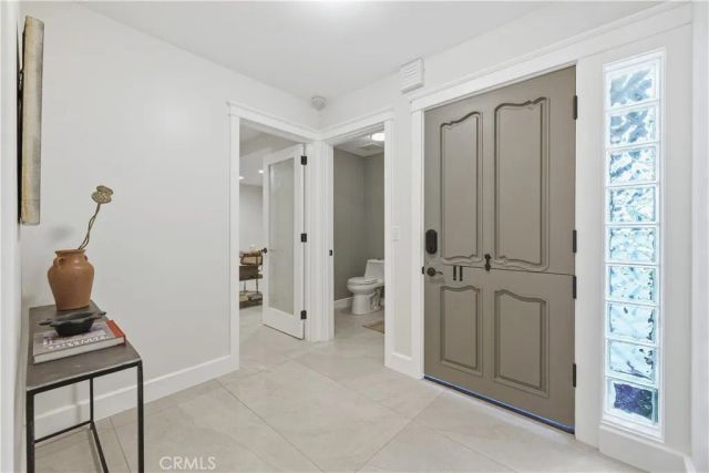 2413 Venier, Costa Mesa, CA 92627