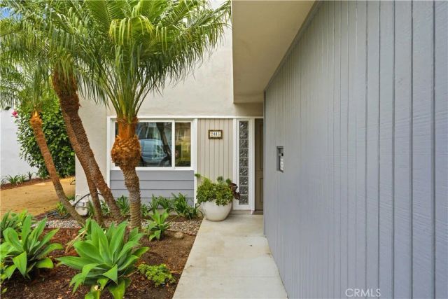 2413 Venier, Costa Mesa, CA 92627