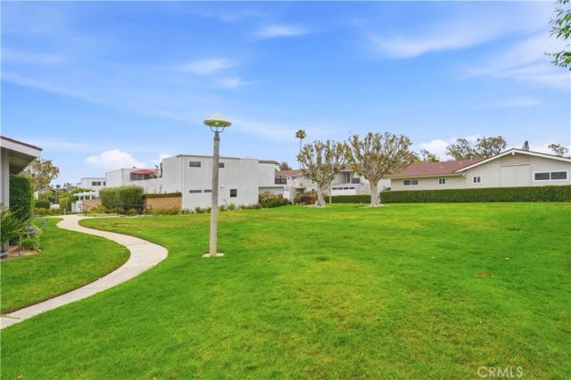 2413 Venier, Costa Mesa, CA 92627