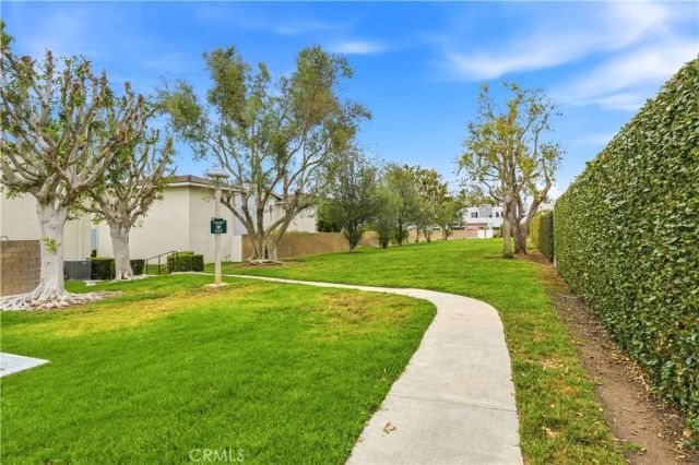 2413 Venier, Costa Mesa, CA 92627