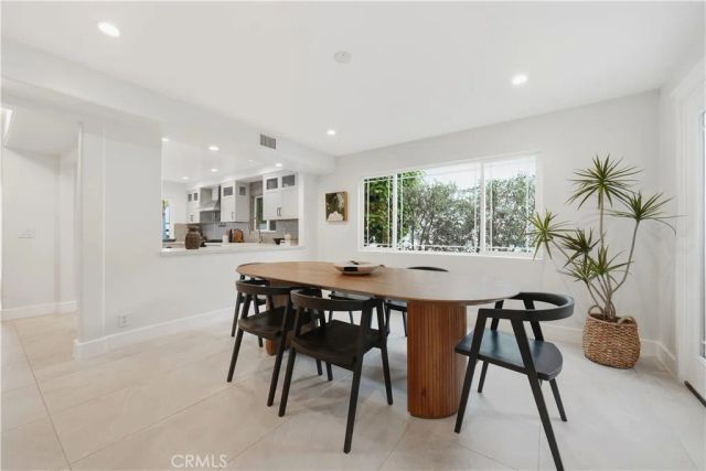2413 Venier, Costa Mesa, CA 92627