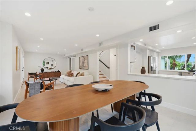 2413 Venier, Costa Mesa, CA 92627