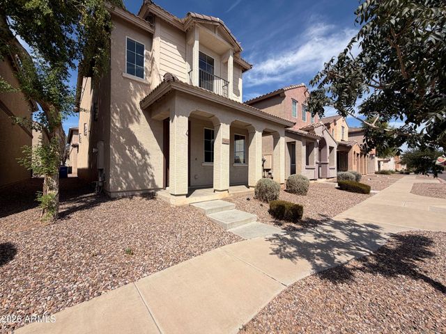 5416 W ALBENIZ Place, Phoenix, AZ 85043