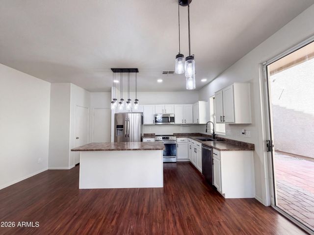 5416 W ALBENIZ Place, Phoenix, AZ 85043