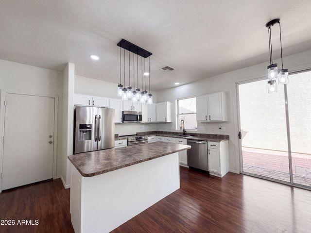 5416 W ALBENIZ Place, Phoenix, AZ 85043