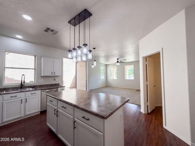 5416 W ALBENIZ Place, Phoenix, AZ 85043