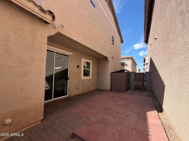 5416 W ALBENIZ Place, Phoenix, AZ 85043