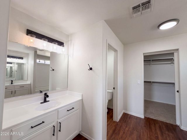 5416 W ALBENIZ Place, Phoenix, AZ 85043