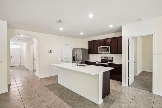 134 HICKORY COURSE TRAIL, Ocala, FL 34472