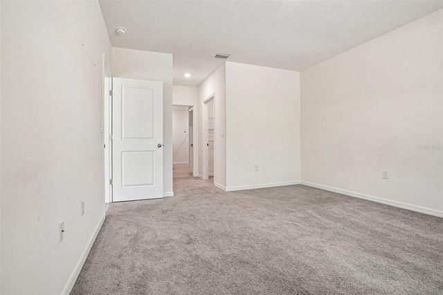 134 HICKORY COURSE TRAIL, Ocala, FL 34472