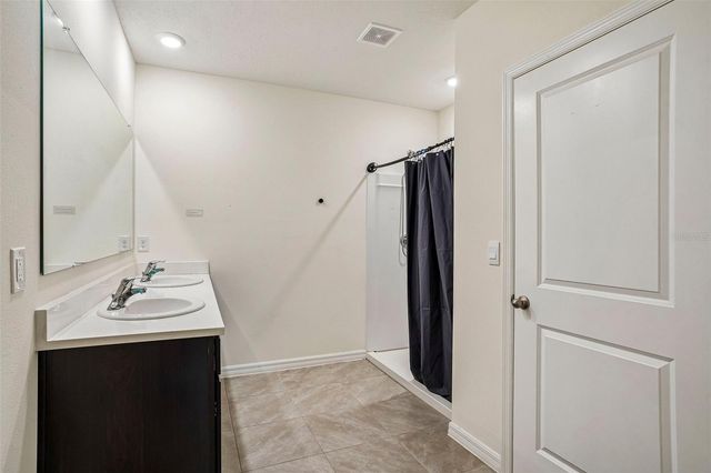 134 HICKORY COURSE TRAIL, Ocala, FL 34472