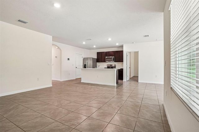 134 HICKORY COURSE TRAIL, Ocala, FL 34472