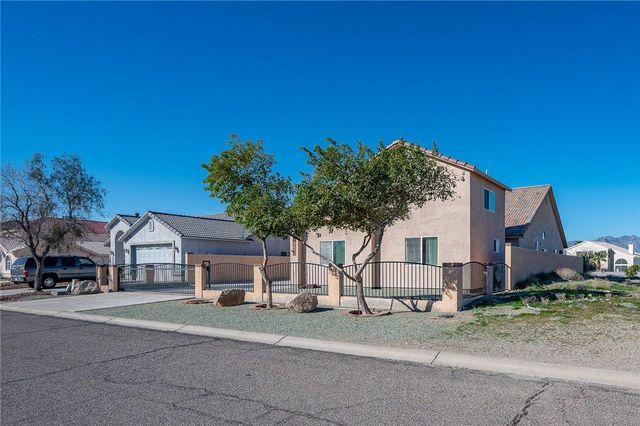5623 S Desert Lakes Drive, Fort Mohave, AZ 86426
