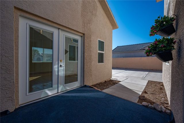 5623 S Desert Lakes Drive, Fort Mohave, AZ 86426