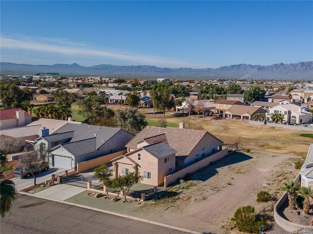 5623 S Desert Lakes Drive, Fort Mohave, AZ 86426