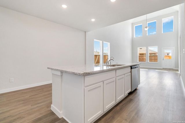 6122 Quiet Oak Place, San Antonio, TX 78219