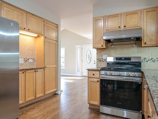 1004 Princeton Avenue, Highland Park, IL 60035