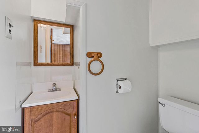 8501 RICHMOND AVE, Alexandria, VA 22309