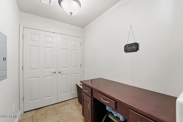 5350 E DEER VALLEY Drive 4401, Phoenix, AZ 85054