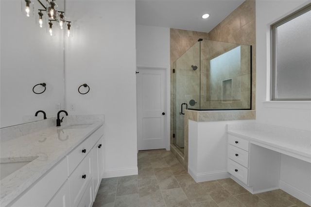 3003 S 14Th Street, Rogers, AR 72758