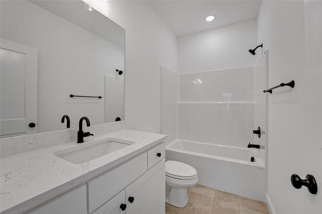 3003 S 14Th Street, Rogers, AR 72758