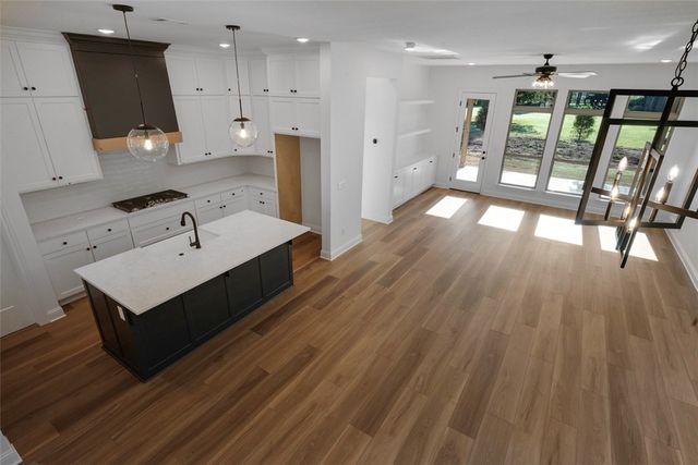 3003 S 14Th Street, Rogers, AR 72758