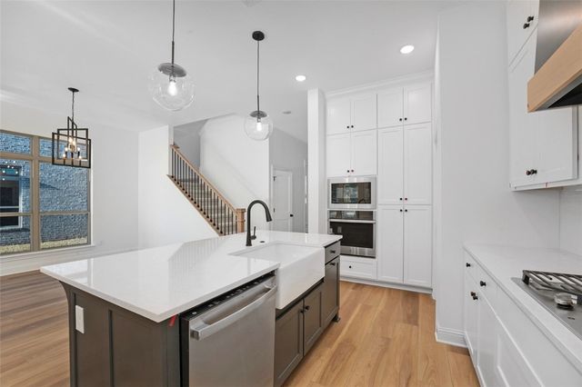 3003 S 14Th Street, Rogers, AR 72758