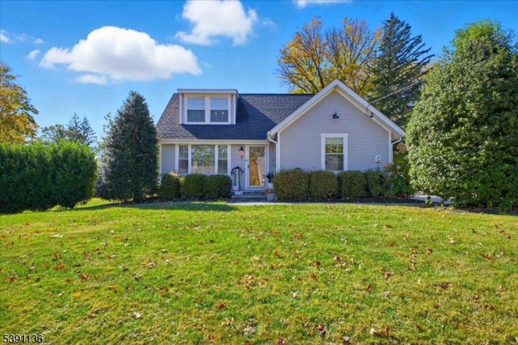 7 Hinckle Avenue, Ewing Twp., NJ 08628