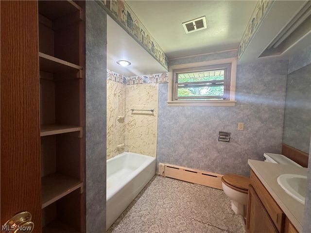4708 Alabama Avenue SW, Navarre, OH 44662