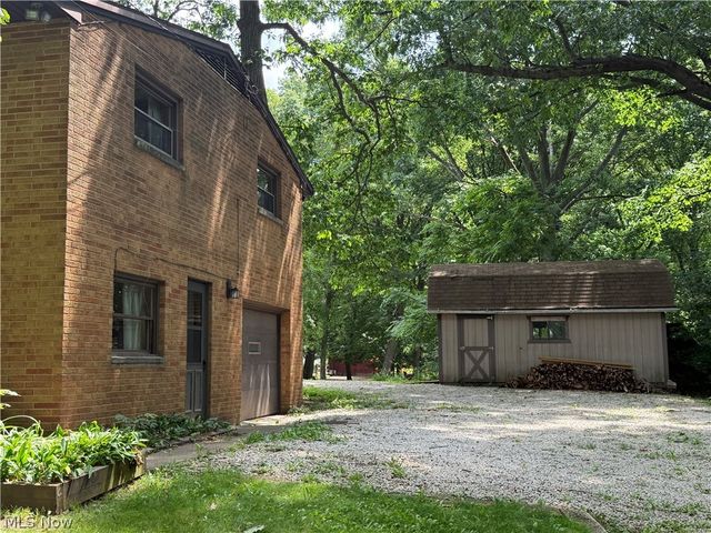 4708 Alabama Avenue SW, Navarre, OH 44662