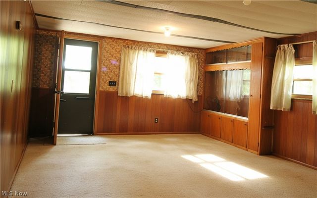4708 Alabama Avenue SW, Navarre, OH 44662