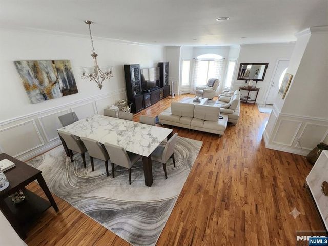 237 Central Boulevard 2, Palisades Park, NJ 07650