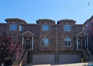 237 Central Boulevard 2, Palisades Park, NJ 07650