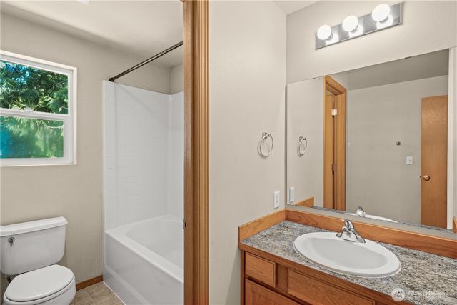 3014 175th Avenue NW, Lakebay, WA 98349
