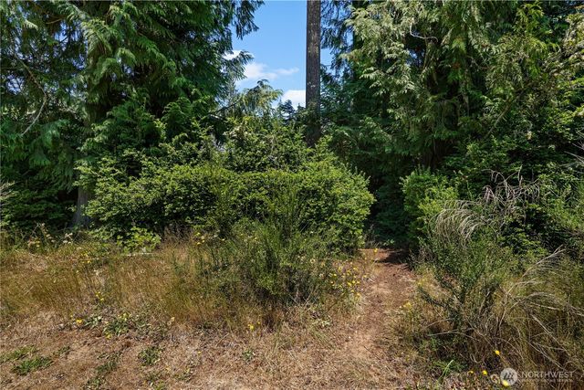 3014 175th Avenue NW, Lakebay, WA 98349