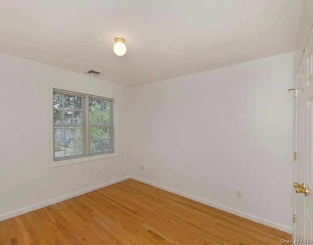 16A Inwood Road, Port Washington, NY 11050